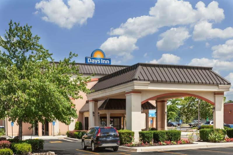 Days Inn By Wyndham Newark Wilmington Exterior foto